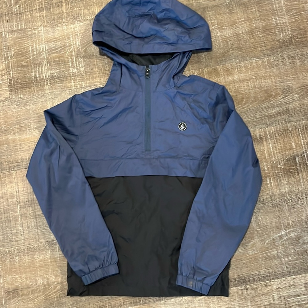 Boys volcom water, resistant jacket.